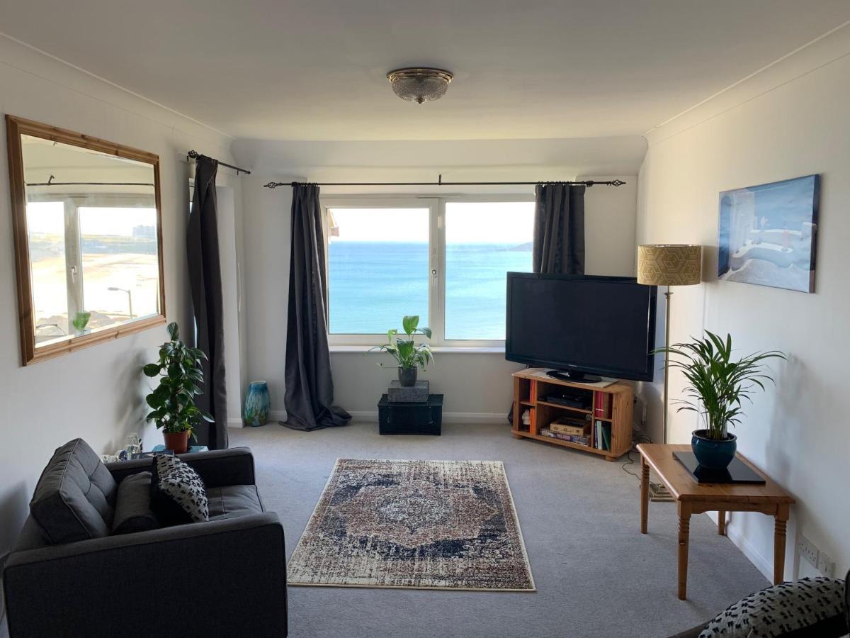 Apartment Two Bed Flat With Stunning Views Over Fistral Bay! Newquay (Cornwall)